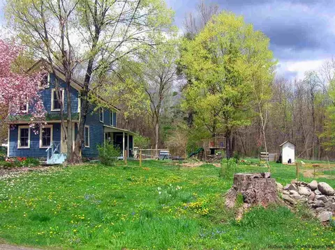 155 Strawridge Rd, Wallkill, NY 12589 photo 18