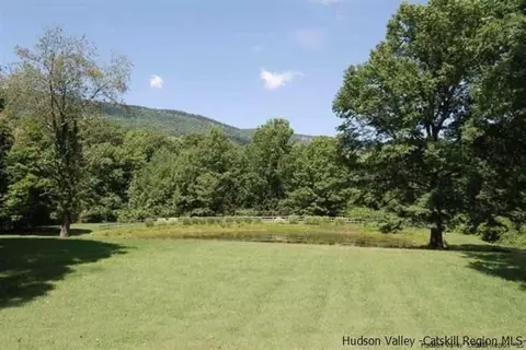 352 S Mountain Rd, Wallkill, NY 12589 photo 10