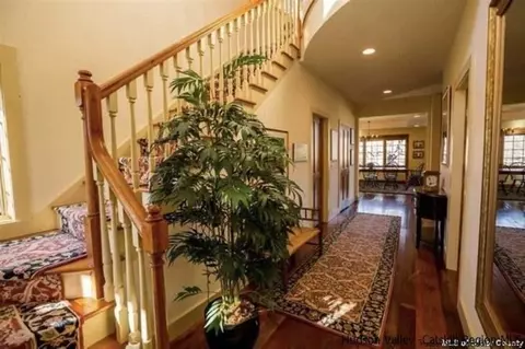 352 S Mountain Rd, Wallkill, NY 12589 photo 17