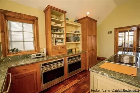 352 S Mountain Rd, Wallkill, NY 12589 photo 28