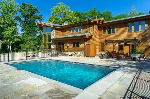 25 Maple Ave, Milton, NY 12547 photo 26