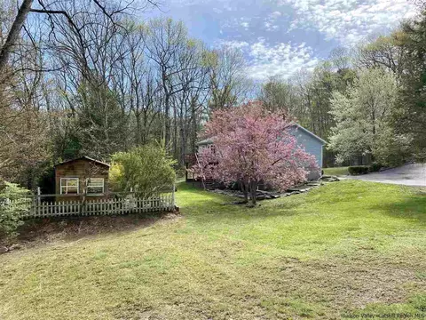 166 Ruby Rd, Kingston, NY 12401 photo 3