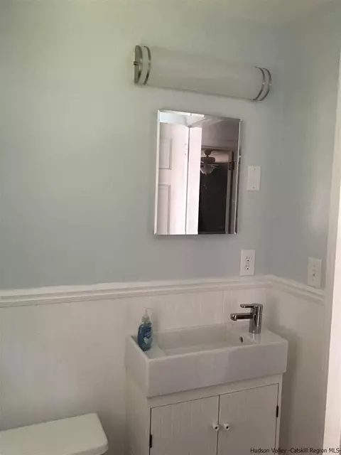 20 Meyer Ave, Poughkeepsie, NY 12603 photo 16