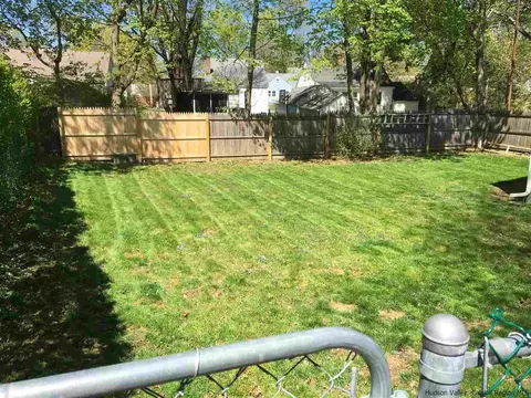 20 Meyer Ave, Poughkeepsie, NY 12603 photo 24