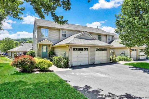 145 Elmcrest Dr, Fishkill, NY 12524 photo 1
