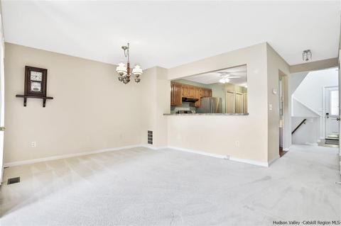 145 Elmcrest Dr, Fishkill, NY 12524 photo 7