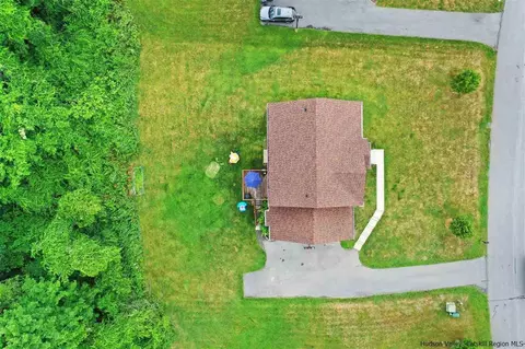7 Apple Ln, Highland, NY 12528 photo 32