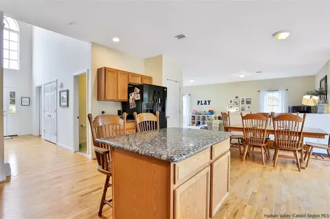 7 Apple Ln, Highland, NY 12528 photo 11