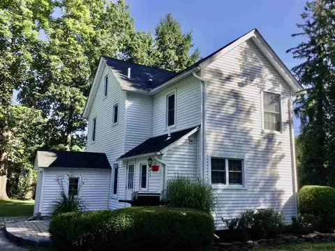 23 Bruyn Tpke, Wallkill, NY 12589 photo 3