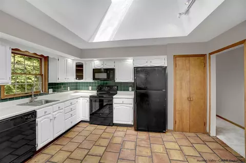 349 Nashopa, Bloomingburg, NY 12721 photo 9