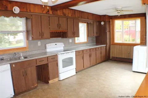 30 Chase, Wallkill, NY 12589 photo 35