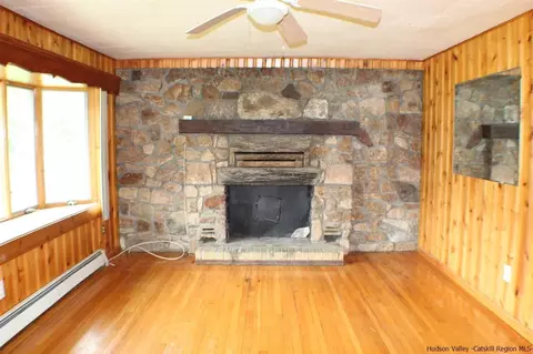 30 Chase, Wallkill, NY 12589 photo 5