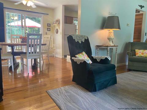 104 Sleight Plass Rd, Poughkeepsie, NY 12603 photo 5