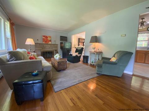 104 Sleight Plass Rd, Poughkeepsie, NY 12603 photo 8