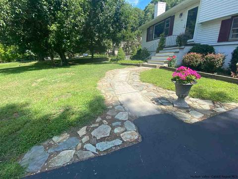 104 Sleight Plass Rd, Poughkeepsie, NY 12603 photo 31
