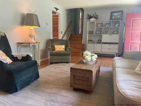 104 Sleight Plass Rd, Poughkeepsie, NY 12603 photo 4