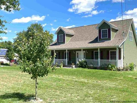 294 Forest Rd, Wallkill, NY 12589 photo 4