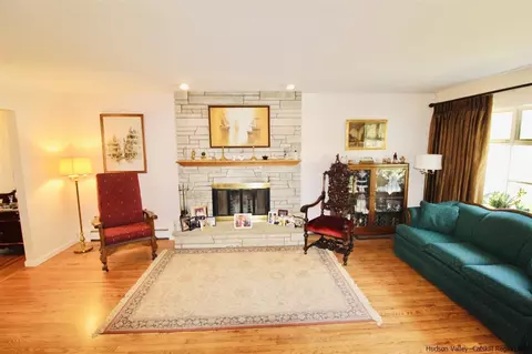 5 Gaskin, Poughkeepsie, NY 12601 photo 3