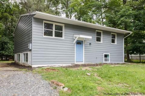 24 Cornell Ave, Red Hook, NY 12571 photo 1