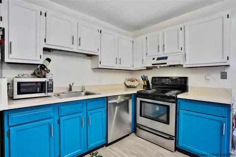68 Gerald Dr #E1, Poughkeepsie, NY 12601 photo 19