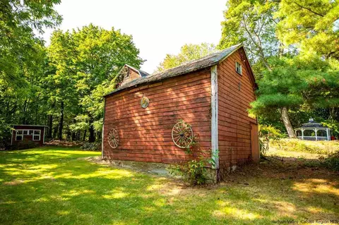 368 Strawridge Rd, Wallkill, NY 12589 photo 24