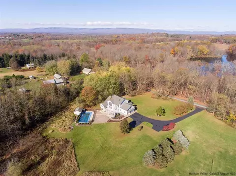 122 St Elmo Rd, Wallkill, NY 12589 photo 3