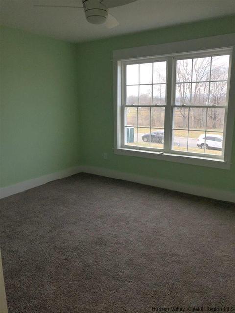 112 Mulford Dr, Wallkill, NY 12589 photo 20