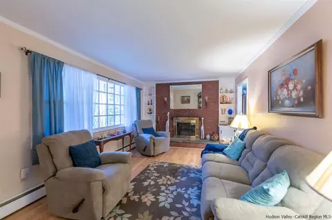 25 Ruby Rd, Kingston, NY 12401 photo 4