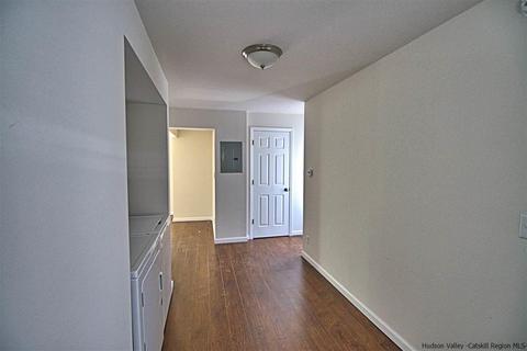 7 Crittenden St, Wallkill, NY 12589 photo 19