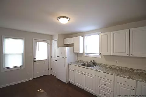 7 Crittenden St, Wallkill, NY 12589 photo 11