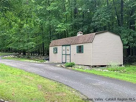 31 Camp Ridge Rd, Wallkill, NY 12589 photo 34