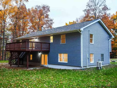 589 Decker Rd, Wallkill, NY 12589 photo 6