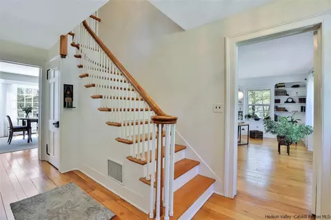149 Hooker Ave, Poughkeepsie, NY 12601 photo 4