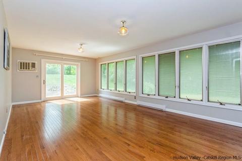 37 Michael Dr, Cottekill, NY 12419 photo 10