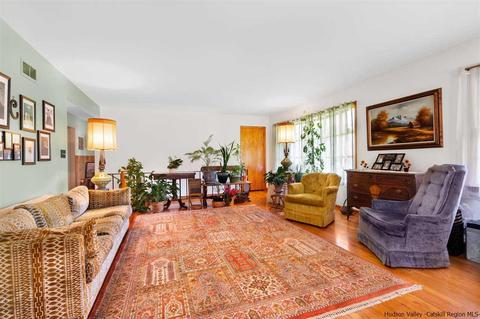 59 Kobelt, Wallkill, NY 12589 photo 13
