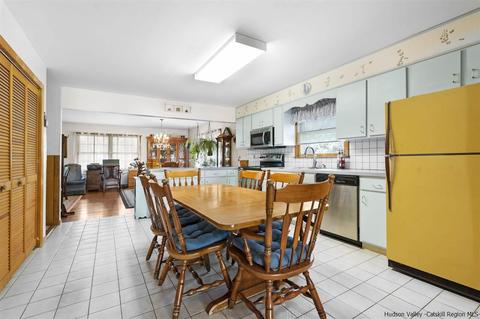 59 Kobelt, Wallkill, NY 12589 photo 5