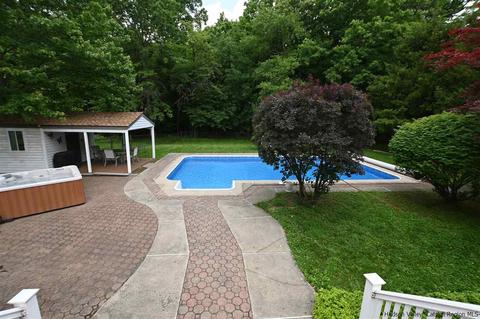 33 Knolls Rd, Wallkill, NY 12589 photo 9