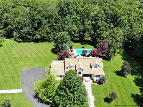 33 Knolls Rd, Wallkill, NY 12589 photo 2