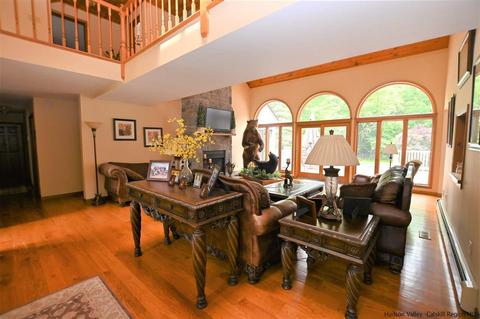 33 Knolls Rd, Wallkill, NY 12589 photo 13