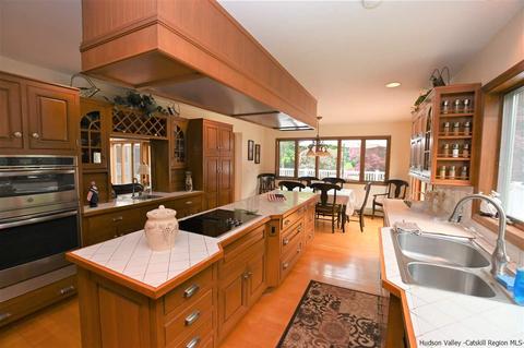 33 Knolls Rd, Wallkill, NY 12589 photo 19