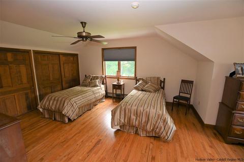 33 Knolls Rd, Wallkill, NY 12589 photo 29