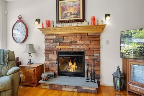 5 Lira, Wallkill, NY 12589 photo 21