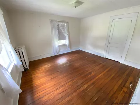 98 E Cedar St, Poughkeepsie, NY 12601 photo 17