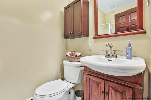 28 Orchard St, Wallkill, NY 12589 photo 21