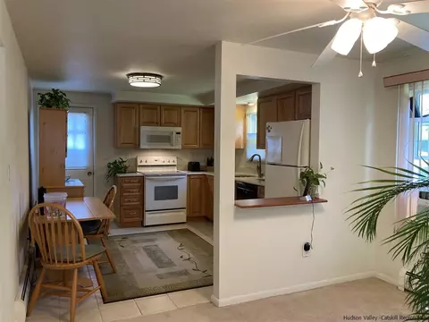 22 Ce Penney Dr, Wallkill, NY 12589 photo 15