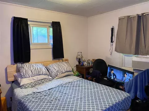 48 Pleasant Ave, Wallkill, NY 12589 photo 15