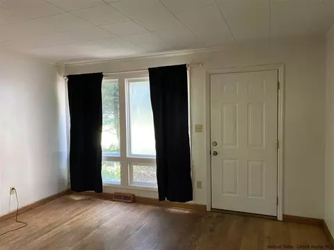 48 Pleasant Ave, Wallkill, NY 12589 photo 6