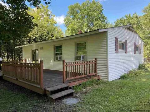 48 Pleasant Ave, Wallkill, NY 12589 photo 25