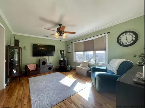 12 Elizabeth Dr, Wallkill, NY 12589 photo 9