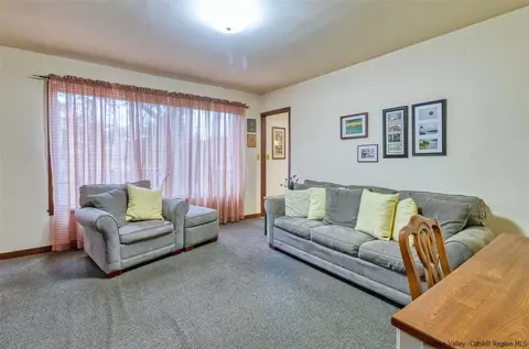 39 Alden Rd, Poughkeepsie, NY 12603 photo 21